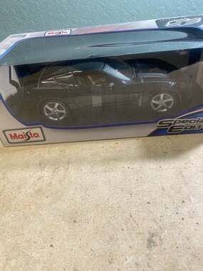 Maisto Special Edition Chevrolet Corvette Z06 Diecast Model Car open box